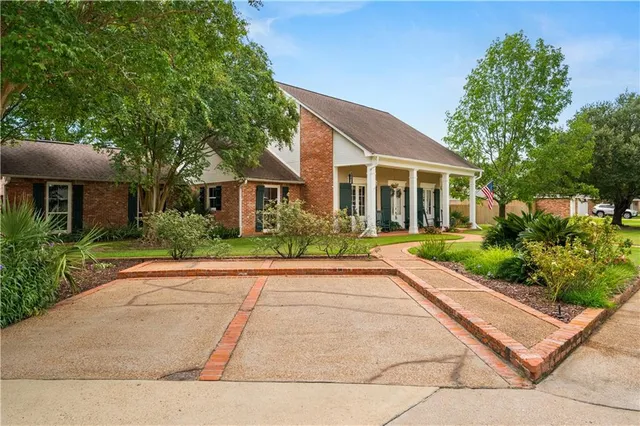 $539,900 | 5123 Mallard Drive, Alexandria, LA 71303