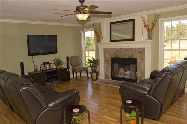 335 Jordan Creek Farm Road Wellford, SC 29385 - Photo 3 of 17 Gallery Image 3
