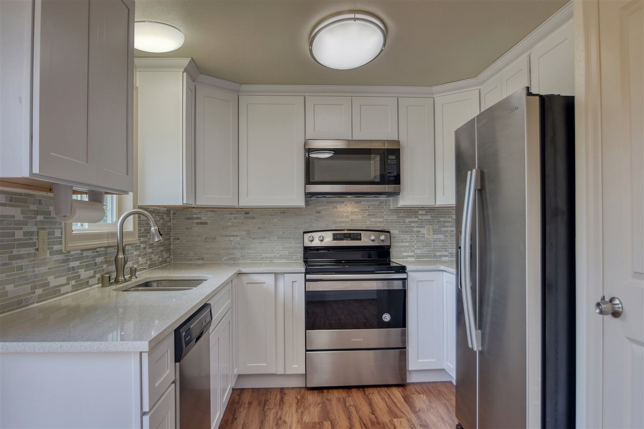507 South Pierce Road Spokane Valley, WA 99206 - Photo 3 of 19 Gallery Image 3