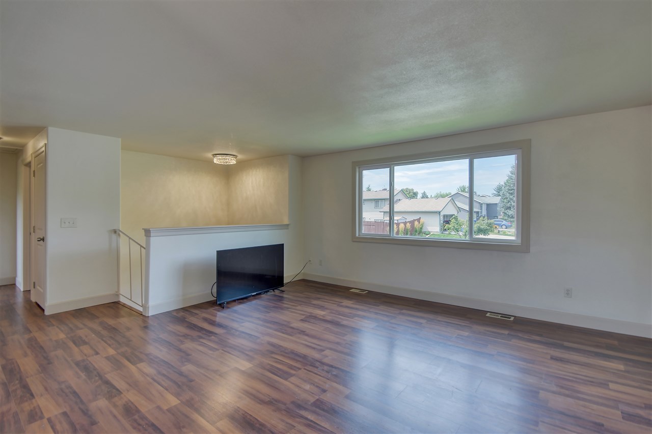 507 South Pierce Road Spokane Valley, WA 99206 - Photo 5 of 19 Gallery Image 5
