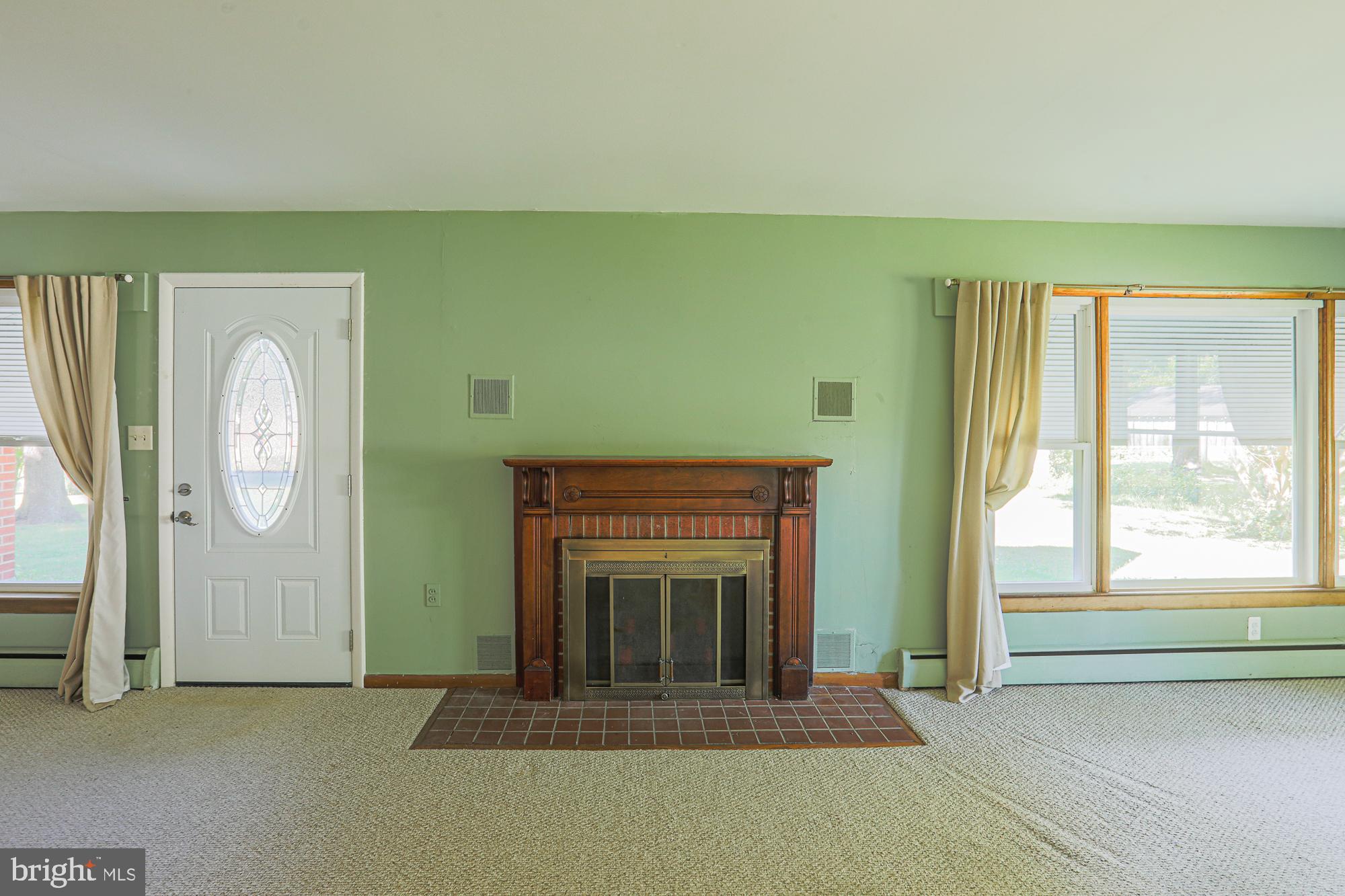 WOOD BURNING FIRE PLACE