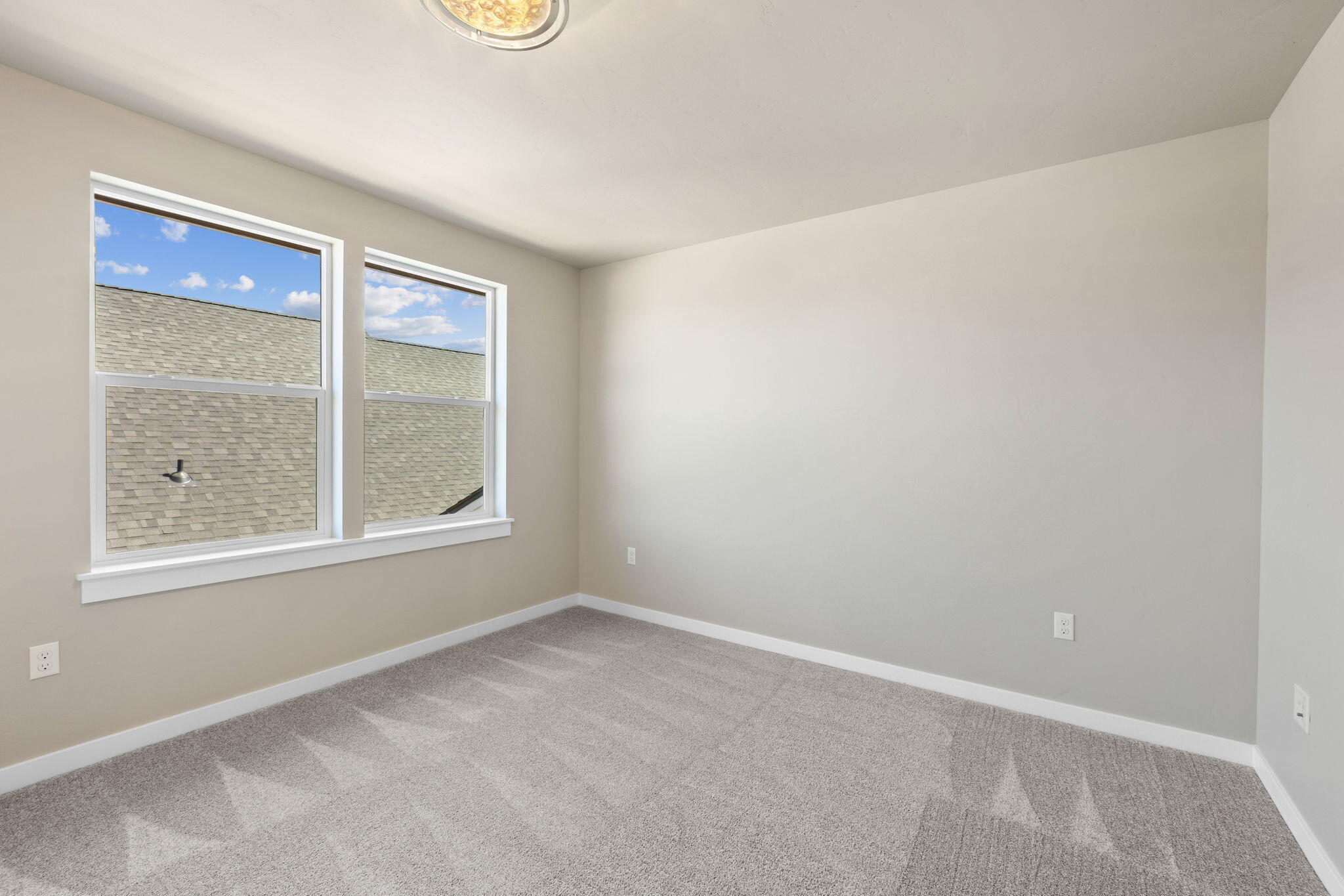 681 Northwest 13th Street Redmond, OR 97756 - Photo 30 of 33 30-web-or-mls-682 NW 13th st, Redmond (2