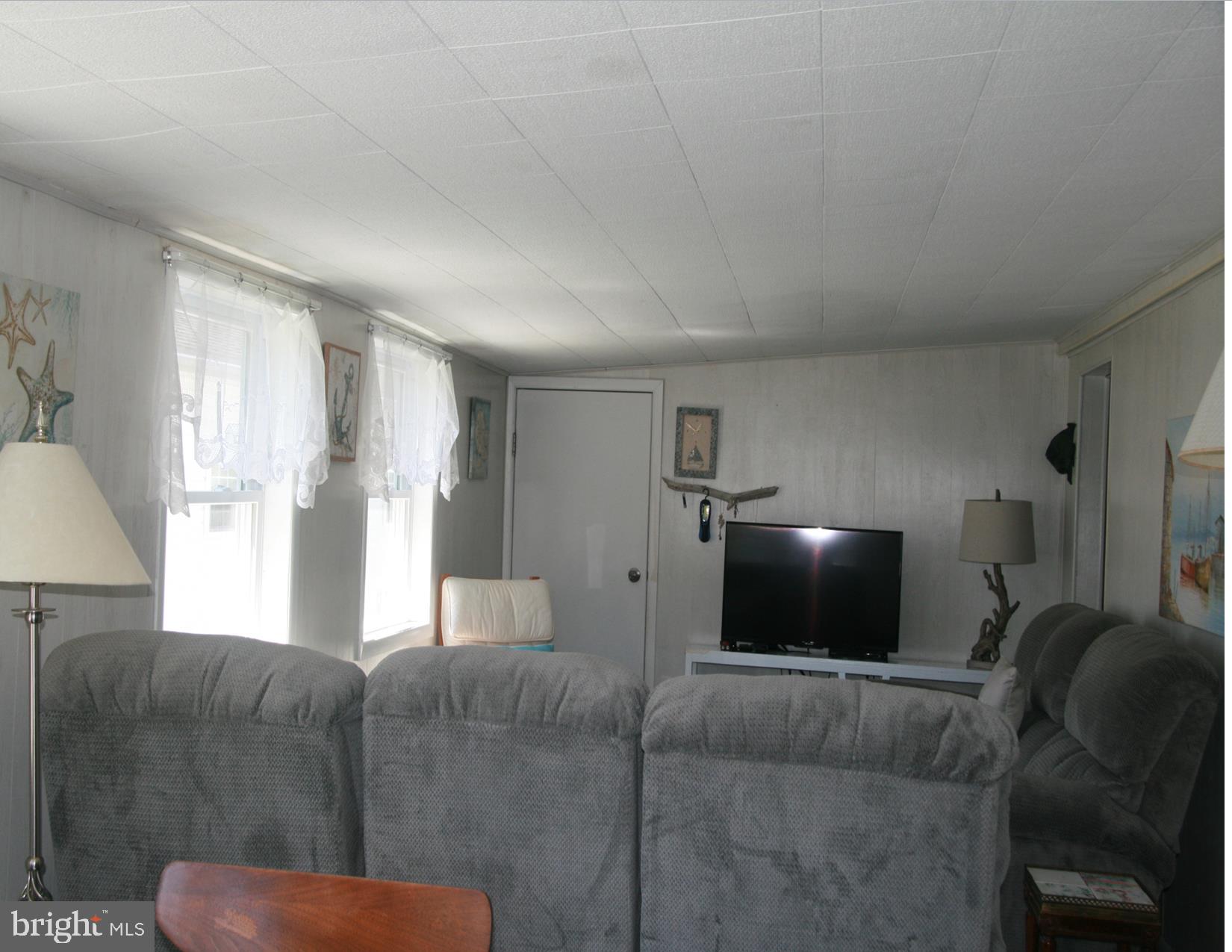 35317 Fishermans Road, Unit 5751 Millsboro, DE 19966 - Photo 18 of 34 Living Room