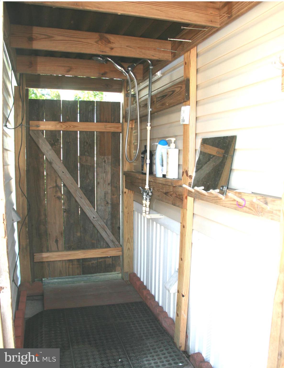35317 Fishermans Road, Unit 5751 Millsboro, DE 19966 - Photo 8 of 34 Outside Shower