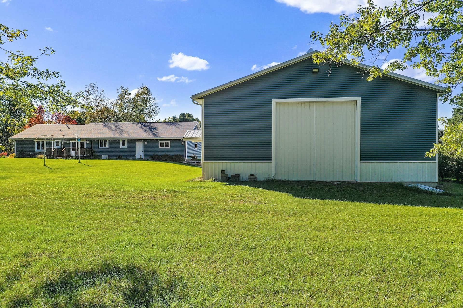 1168 County Rd C Pulaski, WI 54162 - Photo 49 of 63 Gallery Image 49