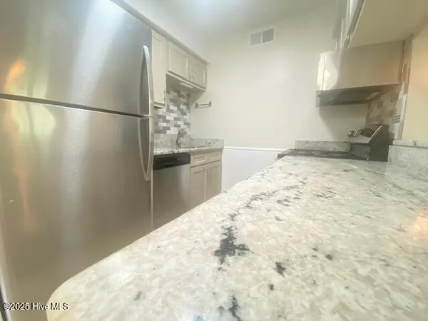 $1,400 | 10174 Beach Drive Southwest, Unit 1302, Calabash, NC 28467