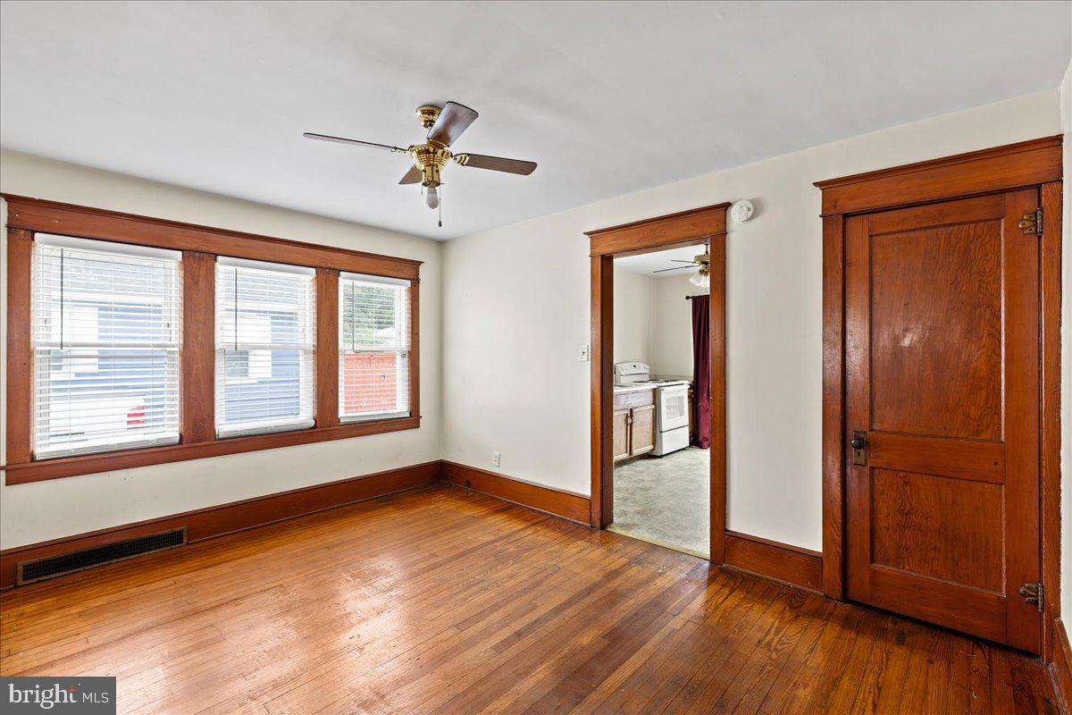 398 Bank Street Bridgeton, NJ 08302 - Photo 8 of 29