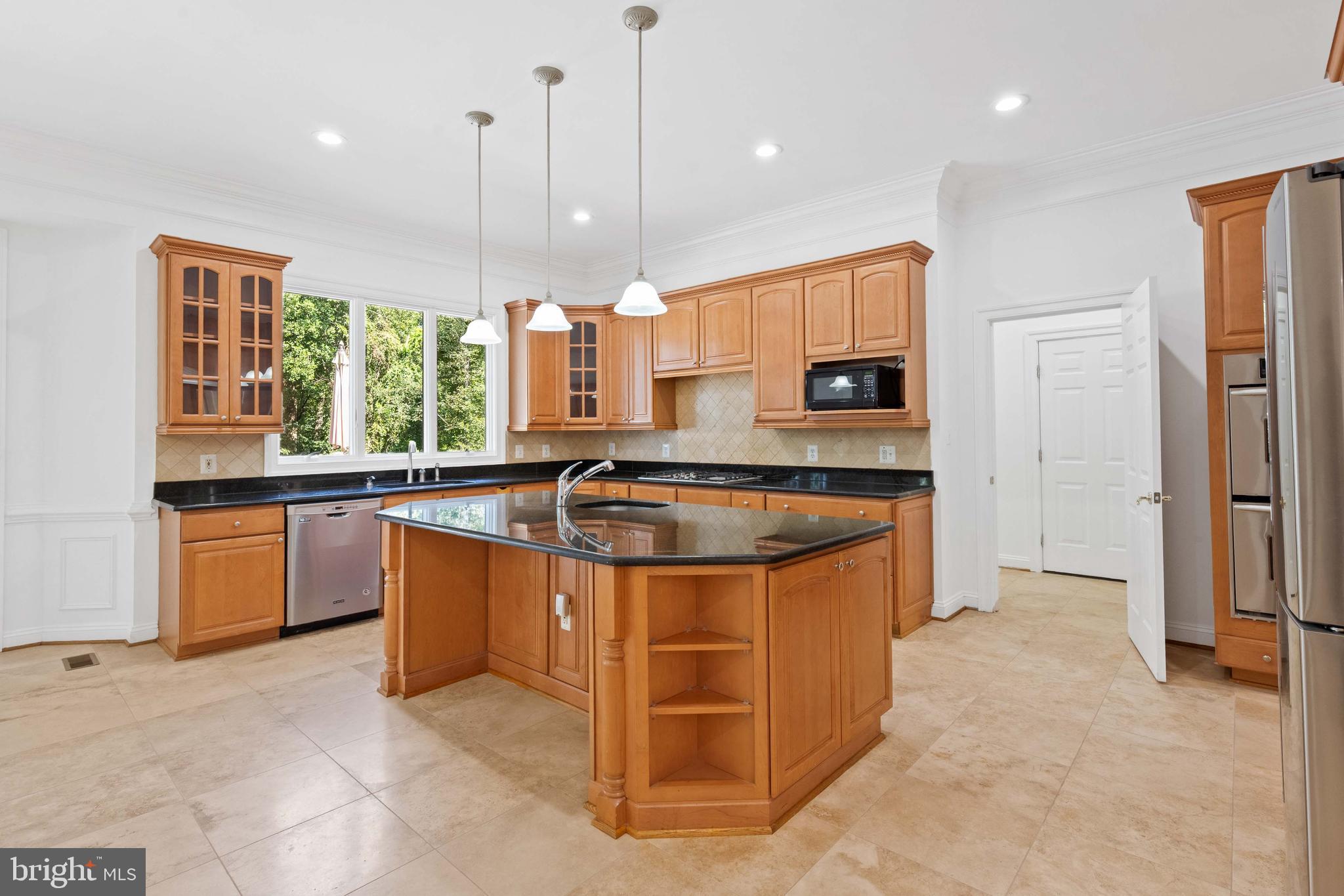 1619 Beulah Road Vienna, VA 22182 - Photo 22 of 107 Kitchen