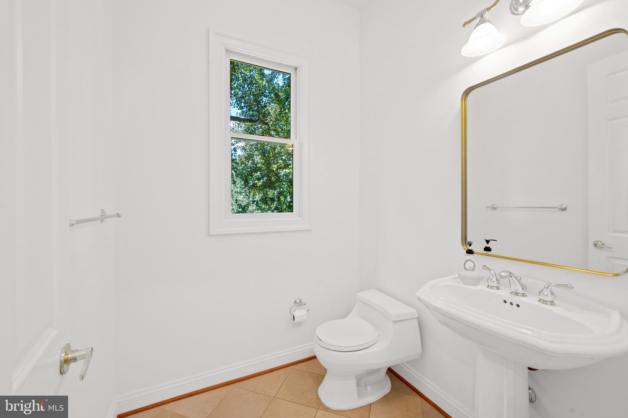 1619 Beulah Road Vienna, VA 22182 - Photo 36 of 107 Powder Room