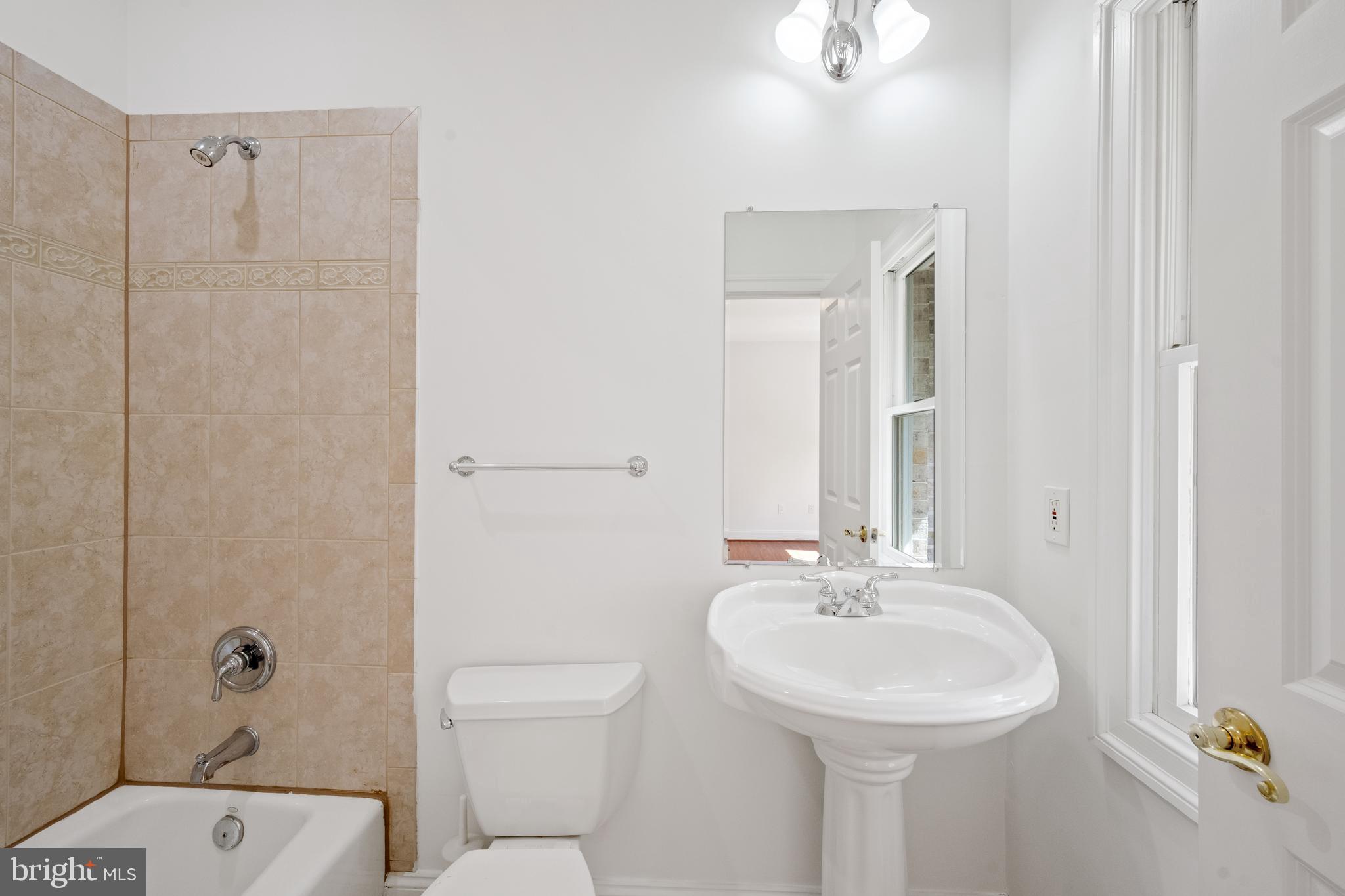 1619 Beulah Road Vienna, VA 22182 - Photo 68 of 107