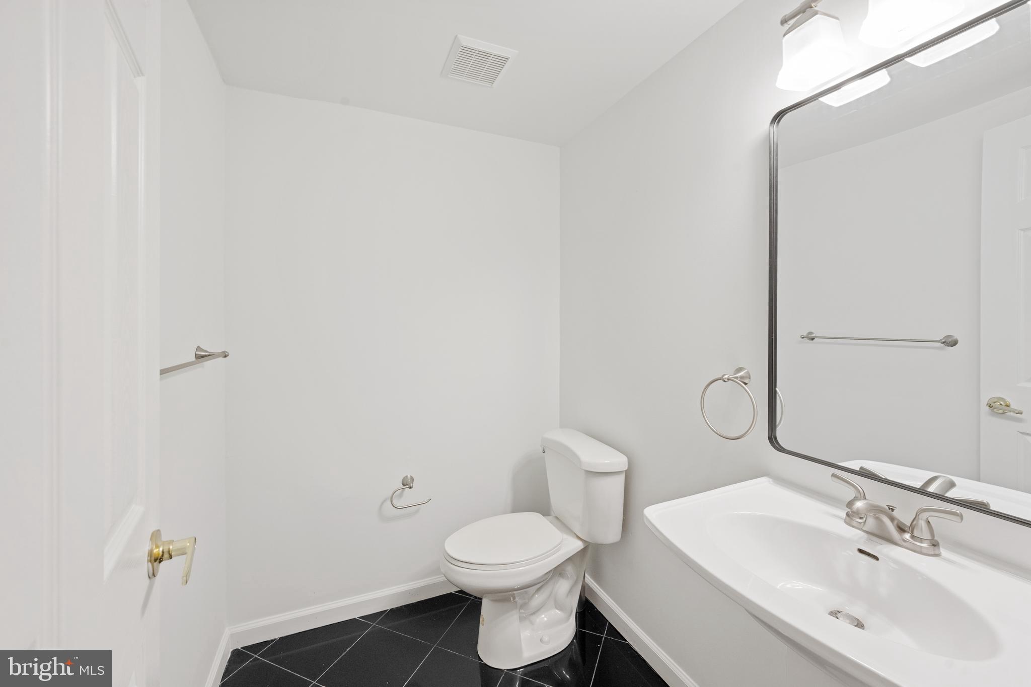 1619 Beulah Road Vienna, VA 22182 - Photo 69 of 107