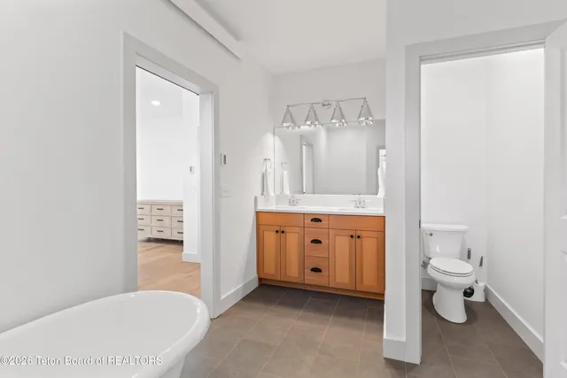 $1,150,000 | 325 Columbine Street, Alpine, WY 83128