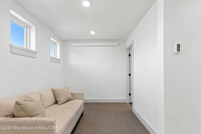 $1,150,000 | 325 Columbine Street, Alpine, WY 83128