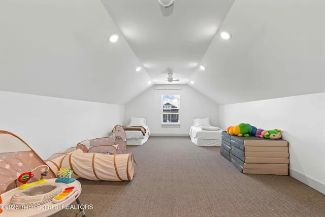 $1,150,000 | 325 Columbine Street, Alpine, WY 83128