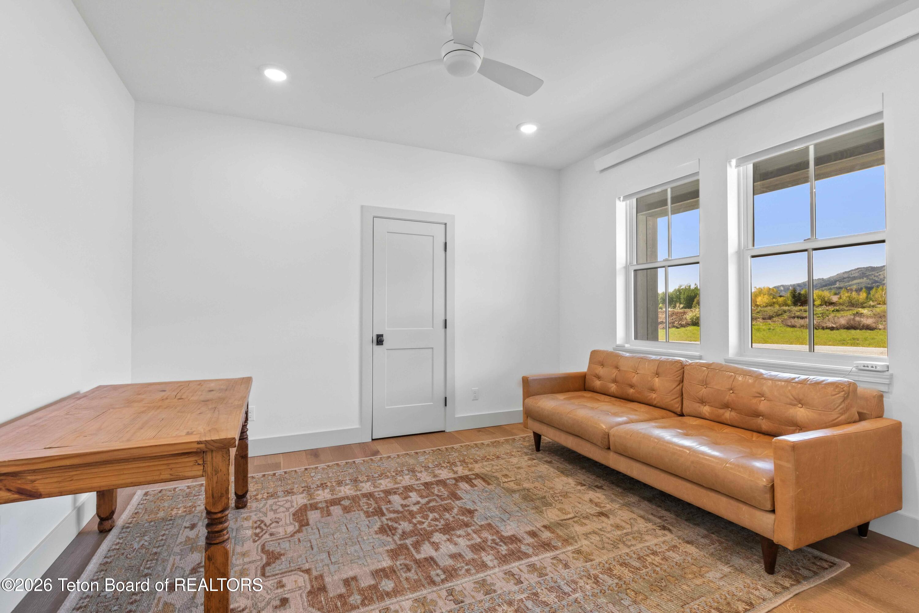 325 Columbine Street Alpine, WY 83128 - Photo 7 of 37 Madsenoffice:guest3