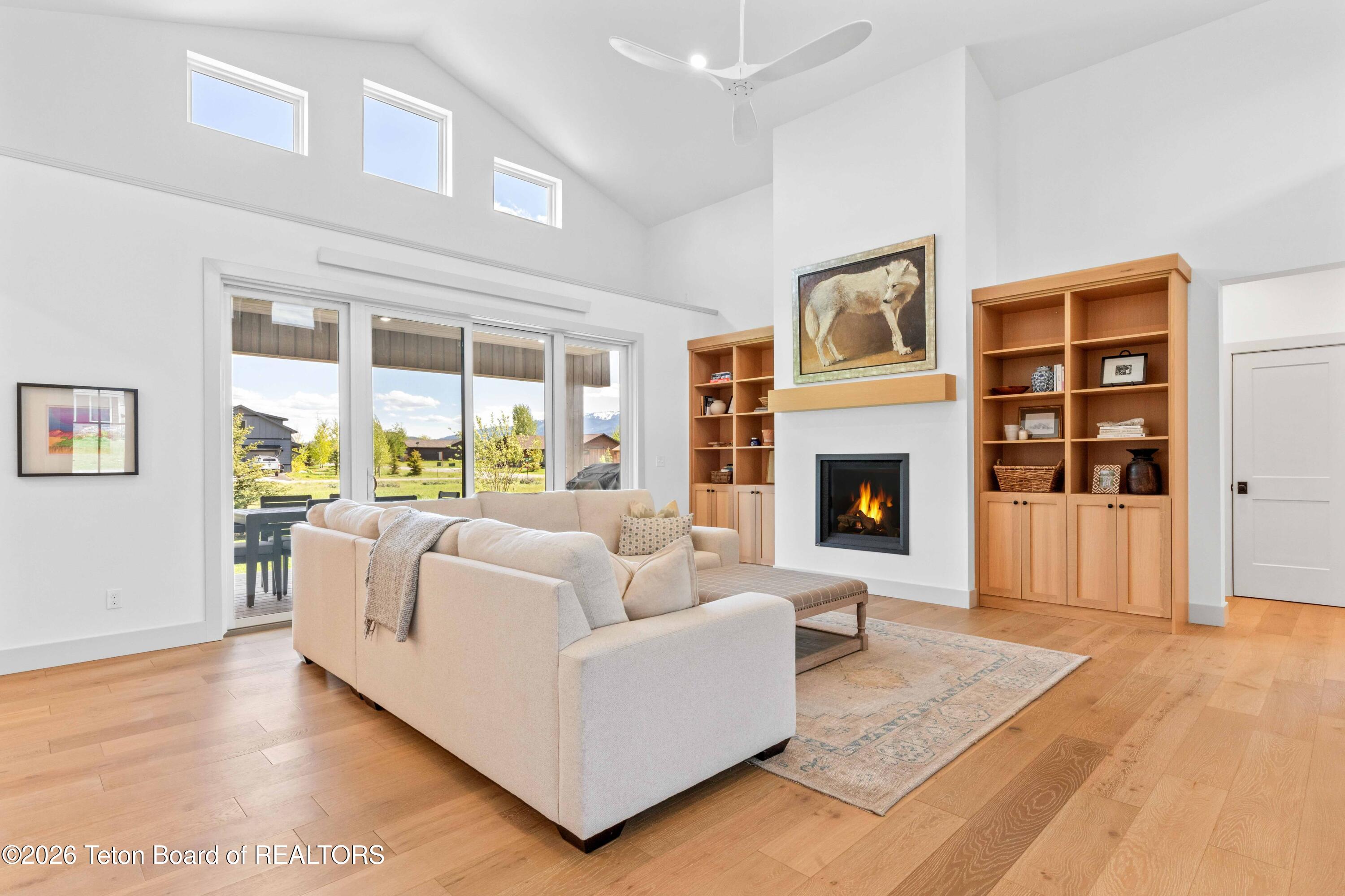 325 Columbine Street Alpine, WY 83128 - Photo 8 of 37 Madsenlvview3