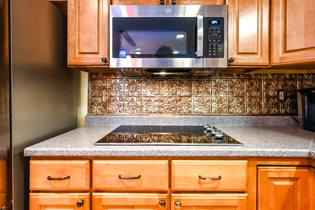 $599,000 | 465 Manchester Road, Standish, ME 04085