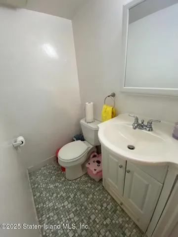 $619,000 | 366 Rolling Hill Green | Huguenot