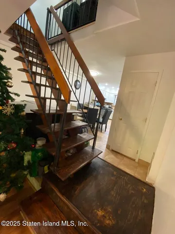 $619,000 | 366 Rolling Hill Green | Huguenot