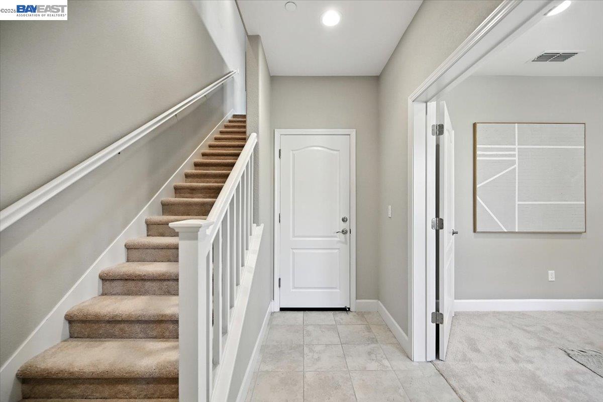 437 Ryan Terrace San Ramon, CA 94583 - Photo 5 of 30