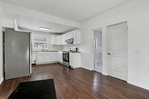 $234,900 | 127 North Pleasant Street, Watervliet, MI 49098