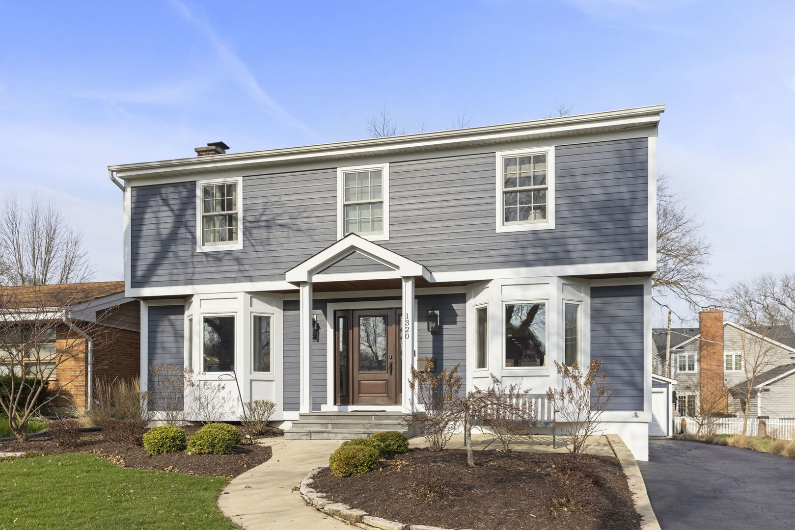 1320 Santa Rosa Avenue Wheaton, IL 60187 - Photo 2 of 31