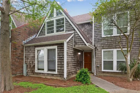 $329,000 | 17 Spinnaker Lane, New Orleans, LA 70124