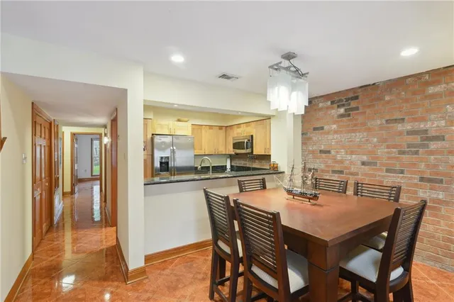 $329,000 | 17 Spinnaker Lane, New Orleans, LA 70124