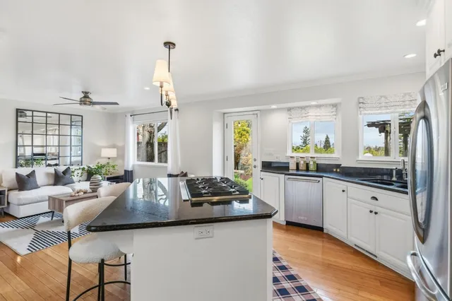 $2,950,000 | 2780 Bromley Drive, San Carlos, CA 94070