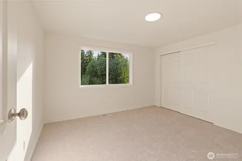 $799,950 | 16910 22nd Avenue Southeast, Bothell, WA 98012