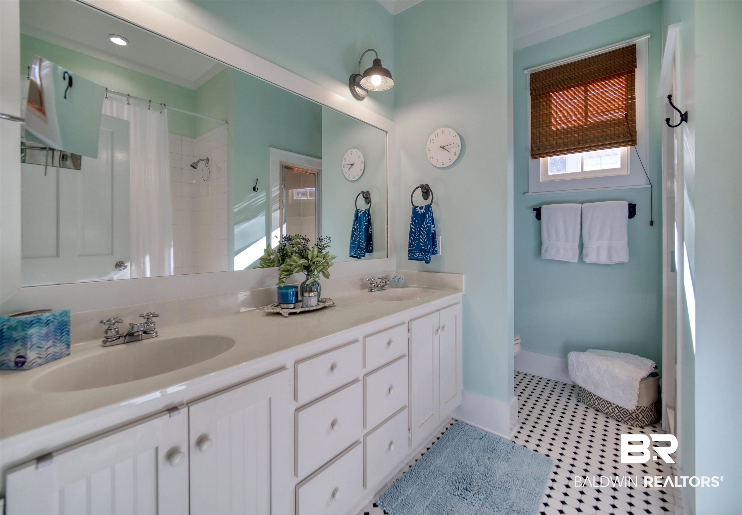 25773 Canal Road, Unit 31 Orange Beach, AL 36561 - Photo 12 of 28 Gallery Image 12