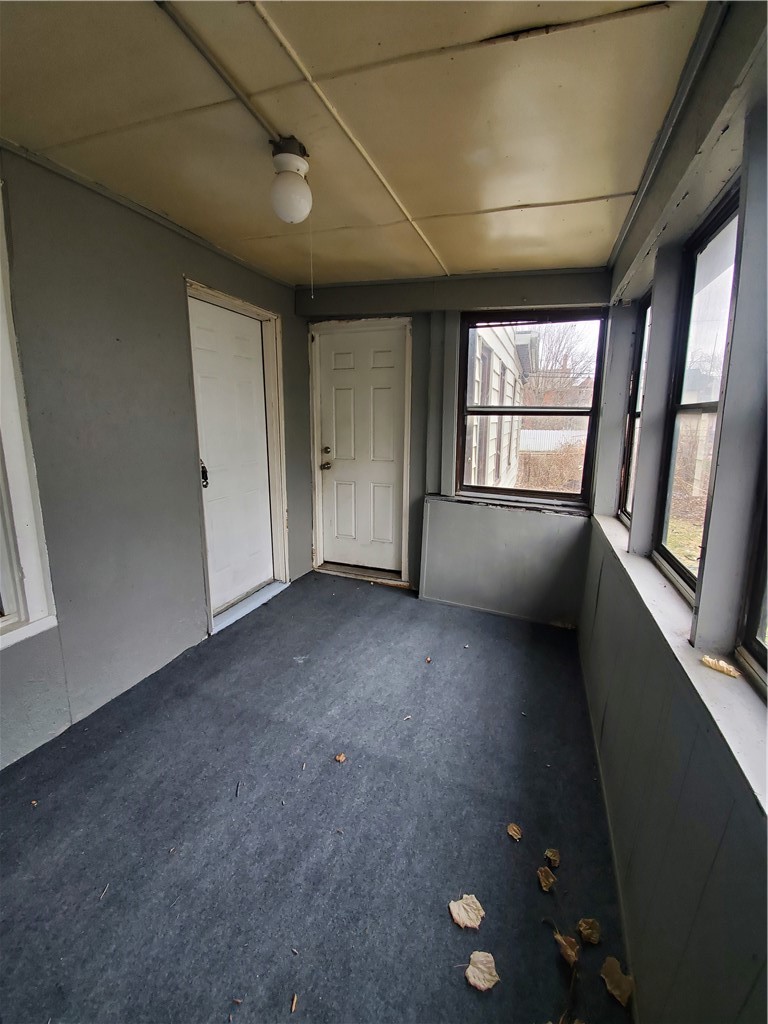 102 Jefferson Avenue Rochester, NY 14611 - Photo 2 of 21 Entrance to house