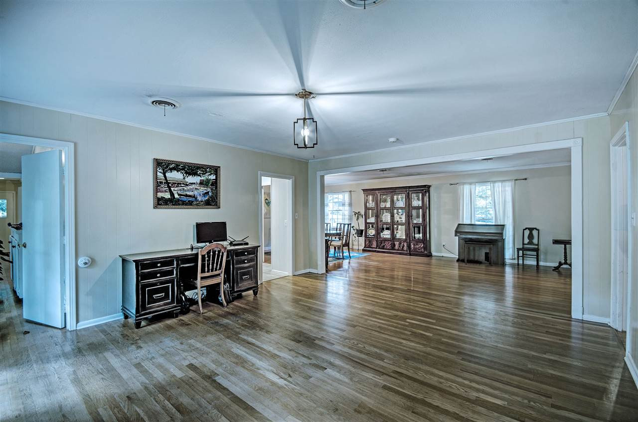 2129 Southwood Road Jackson, MS 39211 - Photo 7 of 29 Photo 7