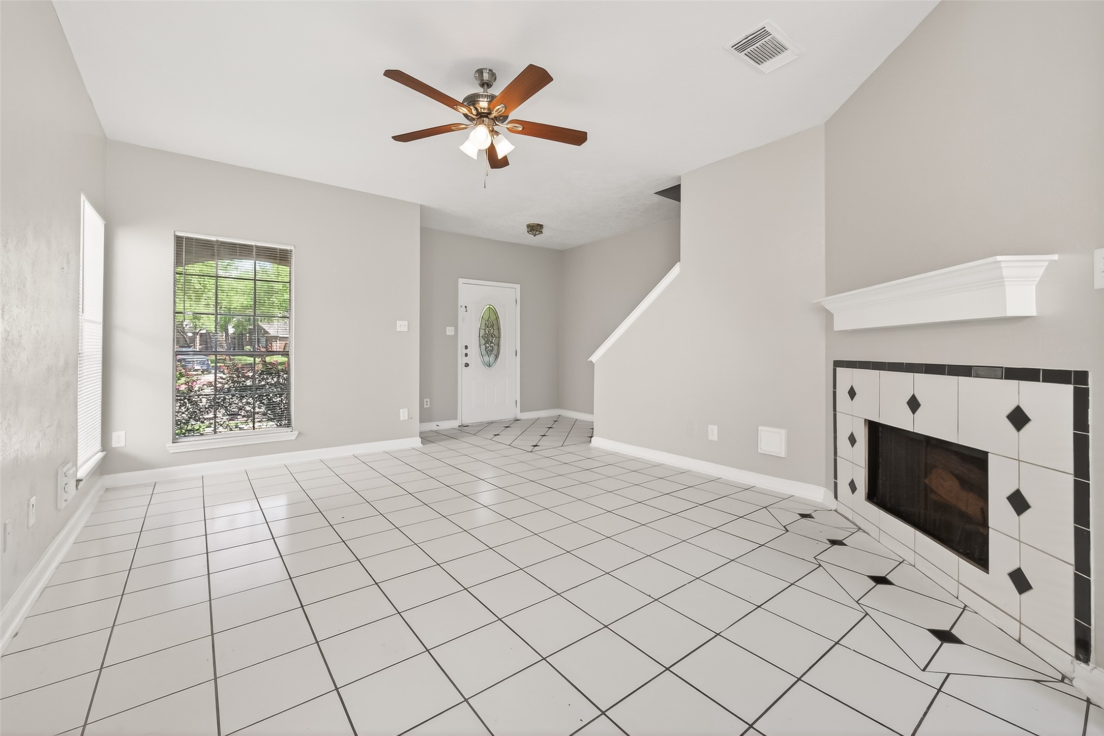 4018 Timber Corner Houston, TX 77082 - Photo 7 of 34