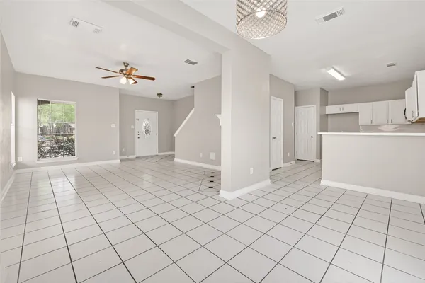 $2,150 | 4018 Timber Corner, Houston, TX 77082