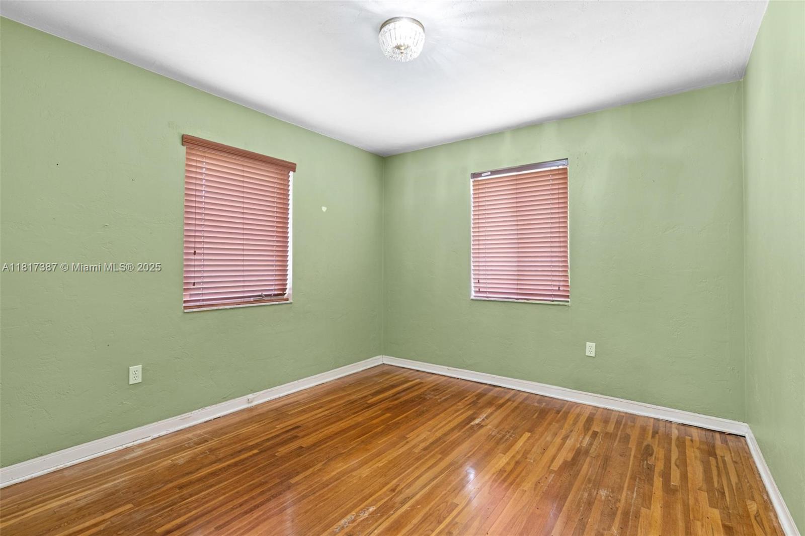 3241 Southwest 20th Street Miami, FL 33145 - Photo 13 of 25