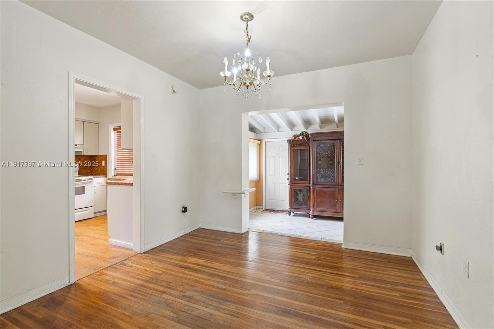 3241 Southwest 20th Street Miami, FL 33145 - Photo 7 of 25