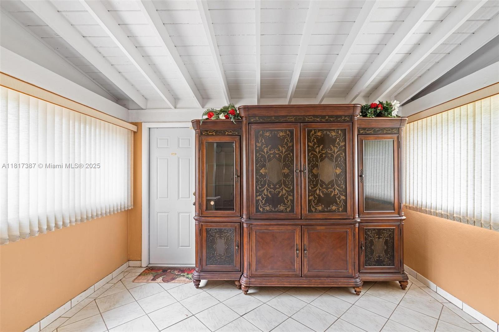 3241 Southwest 20th Street Miami, FL 33145 - Photo 9 of 25