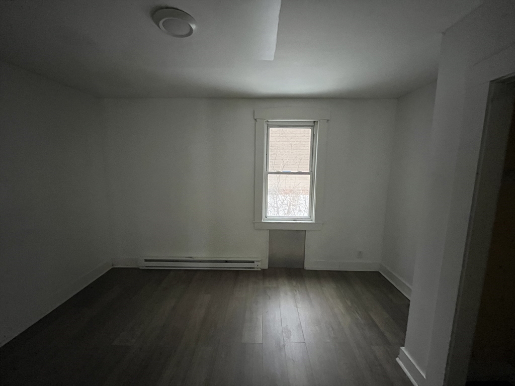 42 Florence Street Springfield, MA 01105 - Photo 7 of 14