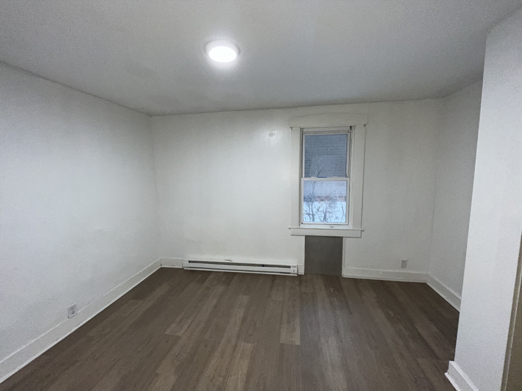 42 Florence Street Springfield, MA 01105 - Photo 10 of 14