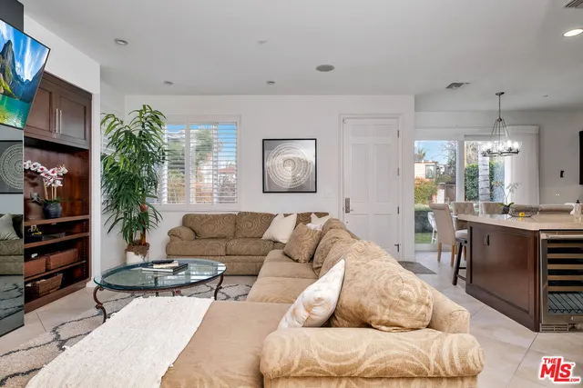 $6,250,000 | 3000 Grand Canal, Venice, CA 90291
