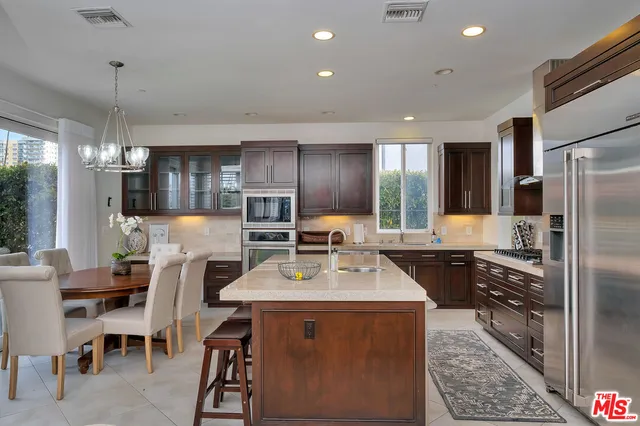 $6,250,000 | 3000 Grand Canal, Venice, CA 90291