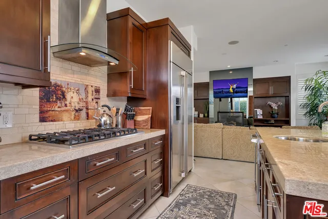 $6,250,000 | 3000 Grand Canal, Venice, CA 90291