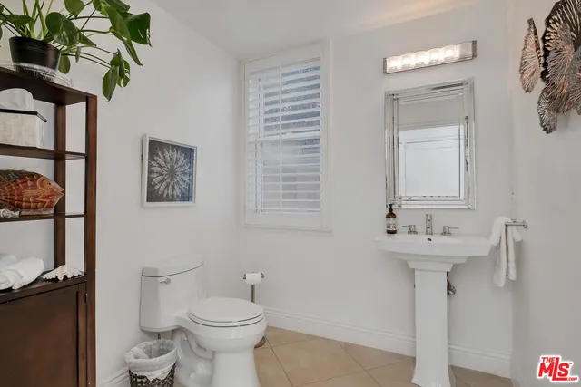 $6,250,000 | 3000 Grand Canal, Venice, CA 90291