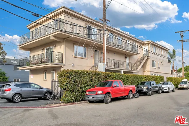 $6,250,000 | 3000 Grand Canal, Venice, CA 90291