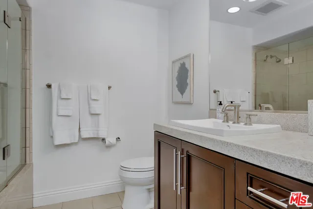 $6,250,000 | 3000 Grand Canal, Venice, CA 90291