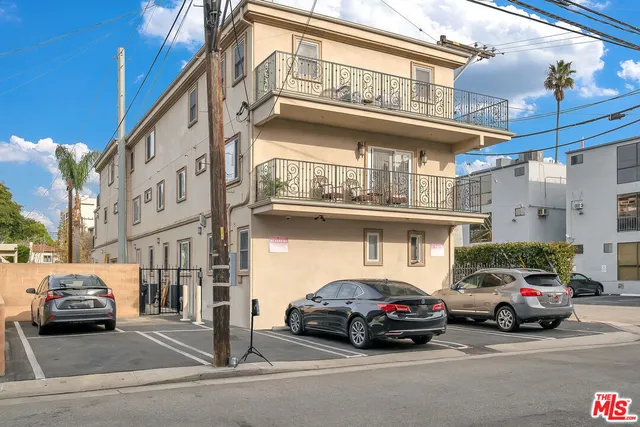 $6,250,000 | 3000 Grand Canal, Venice, CA 90291