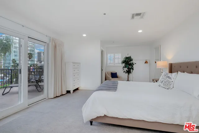 $6,250,000 | 3000 Grand Canal, Venice, CA 90291