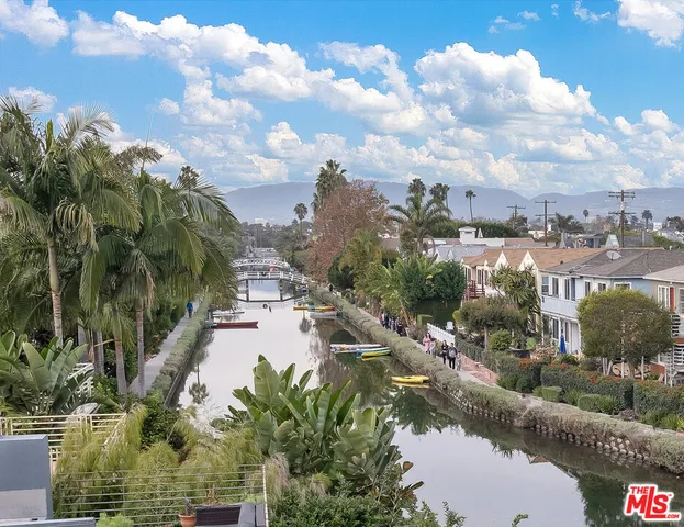 $6,250,000 | 3000 Grand Canal, Venice, CA 90291