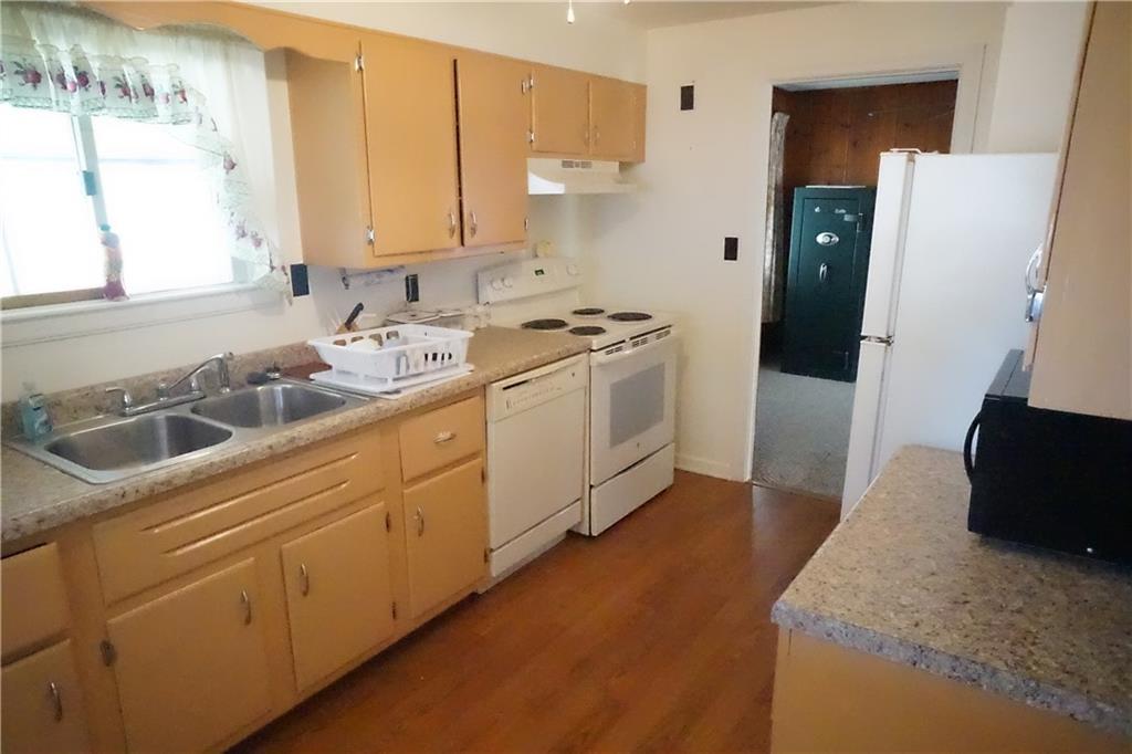 454 Keck Road Butler, PA 16002 - Photo 3 of 23